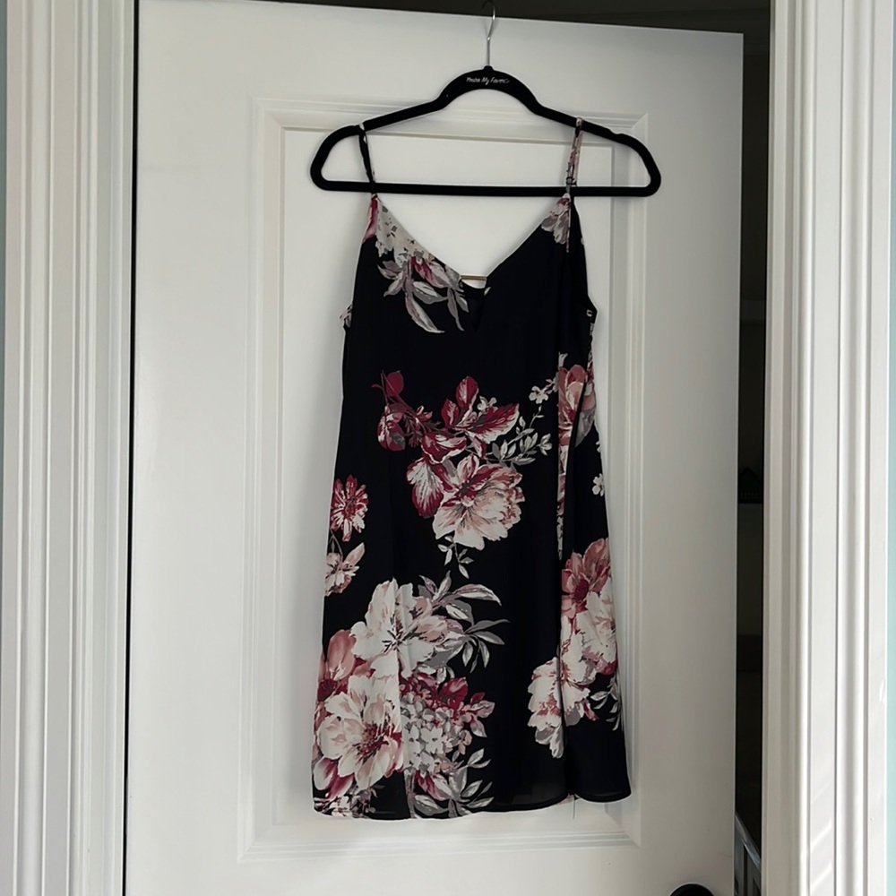 Beautiful black dress with pink floral! Size M and perfect for weddings!
